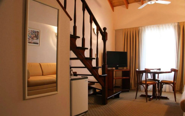 Hotel Reviens