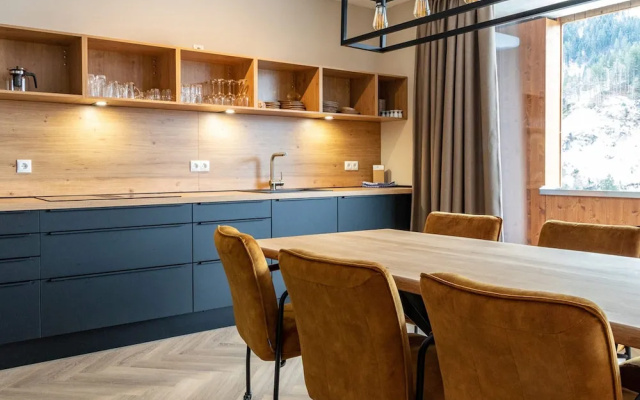 Stylish Apartment With Sauna, ski Area at 600 m