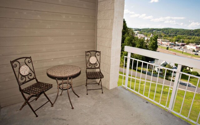 Whispering Pines 211