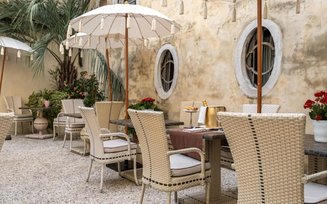 Palazzo Paruta & Wellness Apartments
