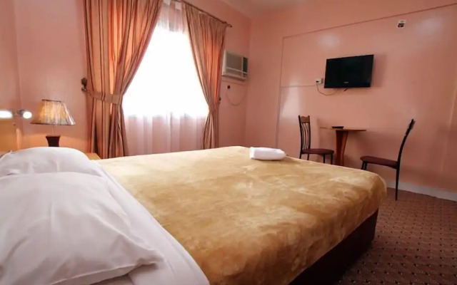 Zaineast Hotel