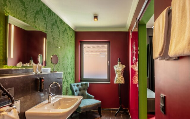 Haverkamp Suites