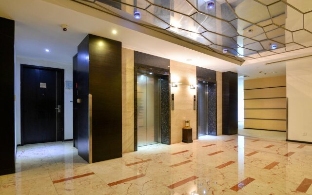 Hundred Centuries Hotel