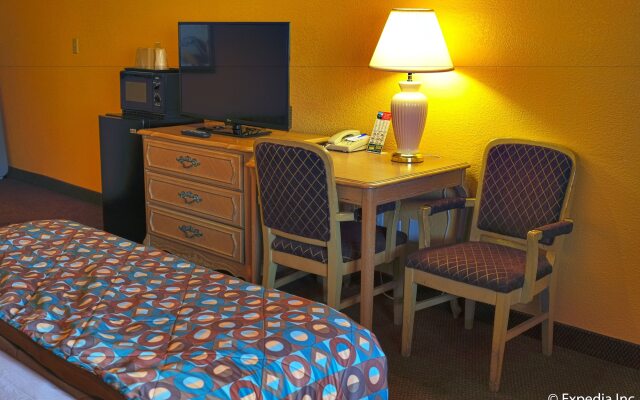 Anaheim Discovery Inn & Suites