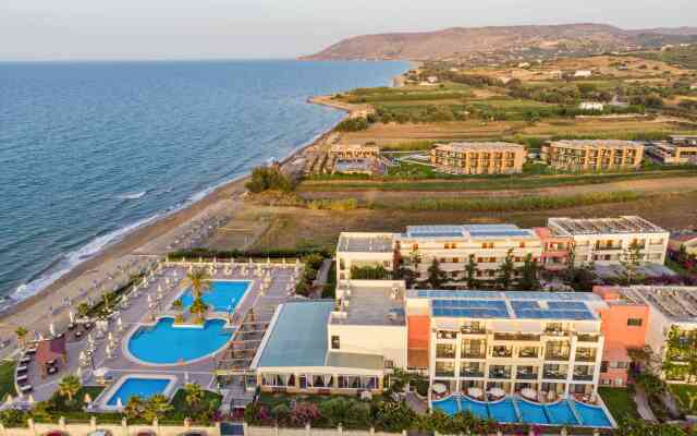 Hydramis Palace Beach Resort