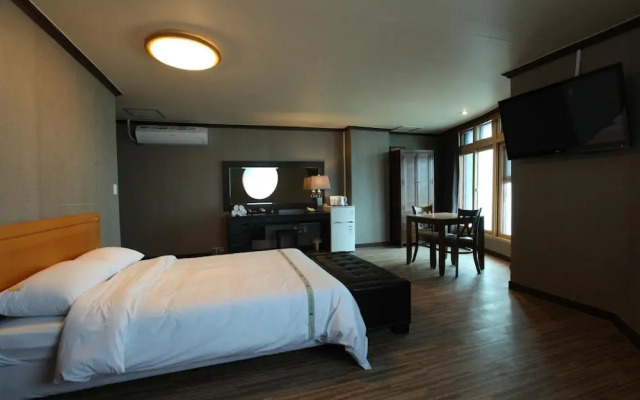 Benikea San & Bada Hotel Resort