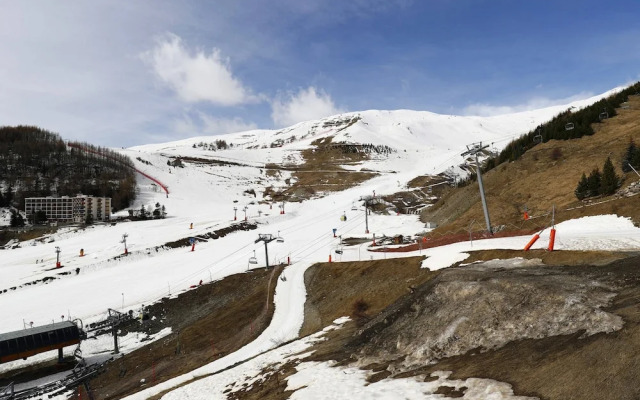 Apartment in Orcieres With Heated Pool