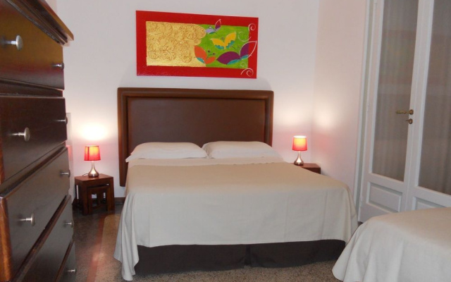 Palazzo De Tomasi B&B