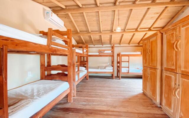 Caramuru Hostel Caraíva