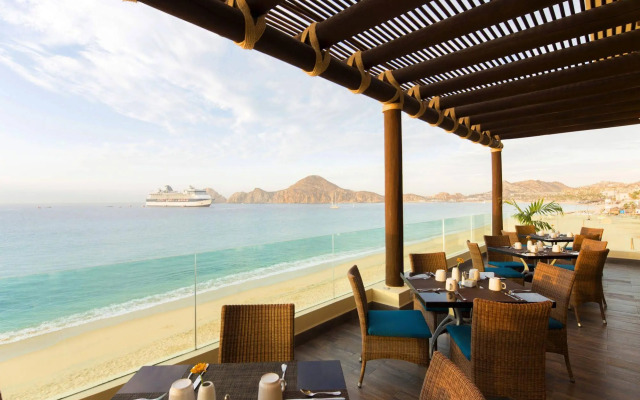 Villa del Arco Residences