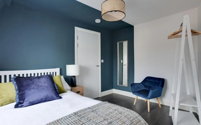 Beautiful Chelmsford Apartment - Free Parking