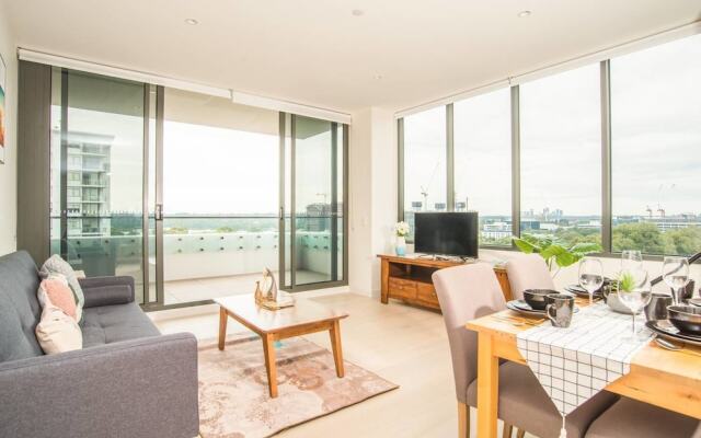 Lovely Two Bed Home In Macquarie Park