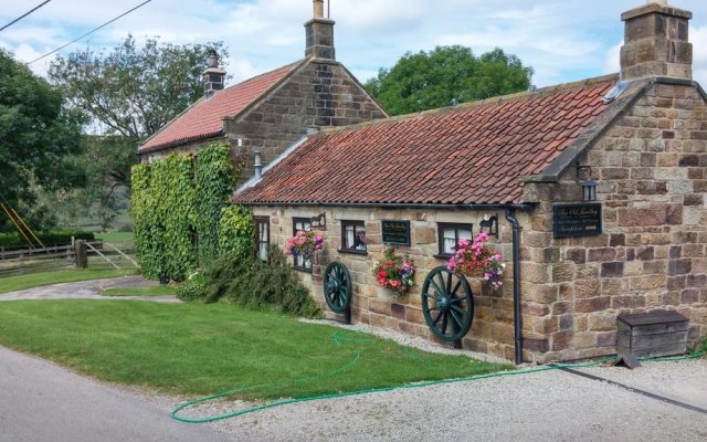 Ann's Cottage and The Old Smithy