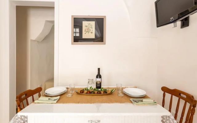 3482 Vico dei Mille by Barbarhouse