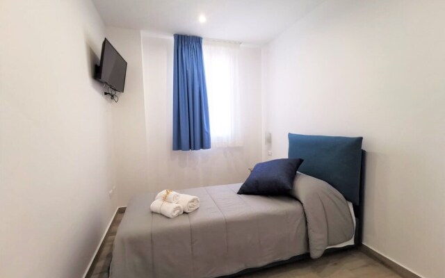 Perla Apartment On Sea Shore