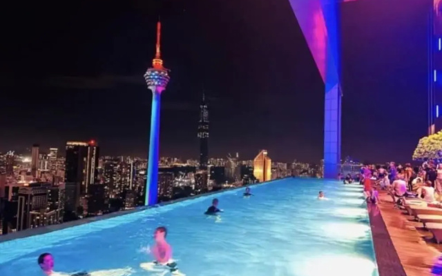 The Platinum Suites KLCC By Sky Pool