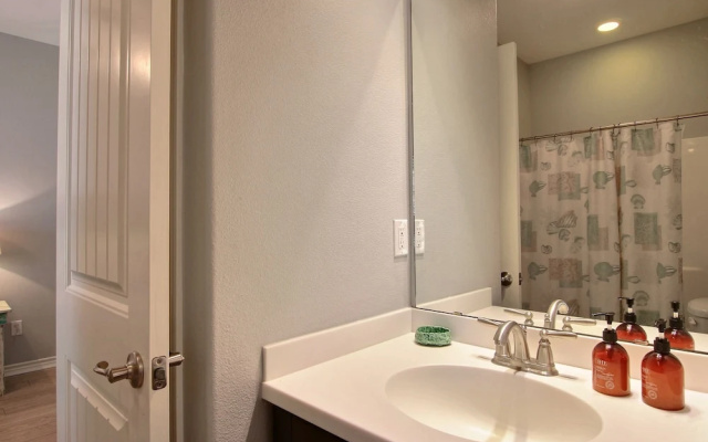 Family Tides Beach House by Silver Sands Vacation Rentals
