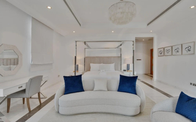 Luxury Villa w Dramatic Vw Private Beach Pool