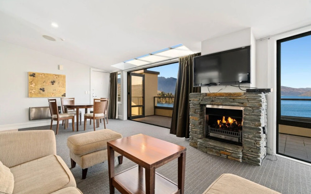 6-Bedroom Penthouse Apartment - The Beacon