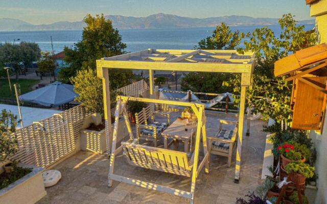 Sea View Roof Garden Apartment