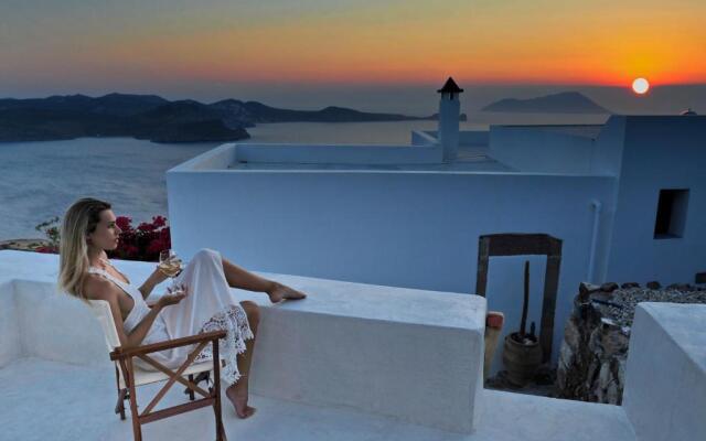 Plaka Suites