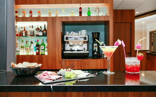 Clarion Aparthotel Toulouse Blagnac Airport