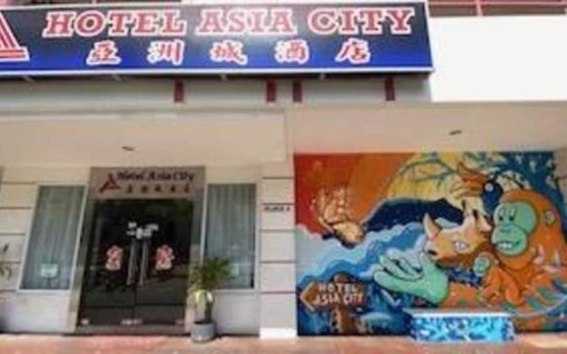 OYO 90847 Hotel Asia City