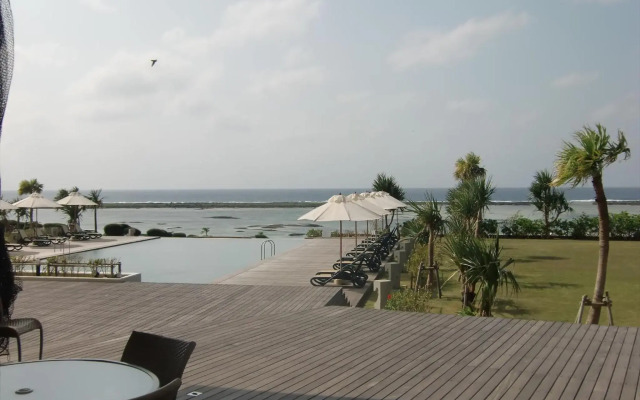 Cypress Resort Kumejima