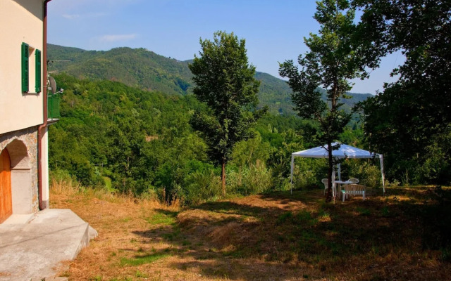 Cottage in Sesta Godano Near the Sea