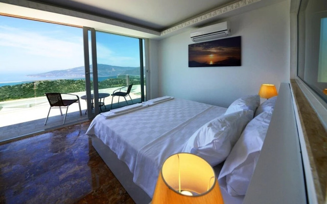 Villa Montana by Akdenizvillam