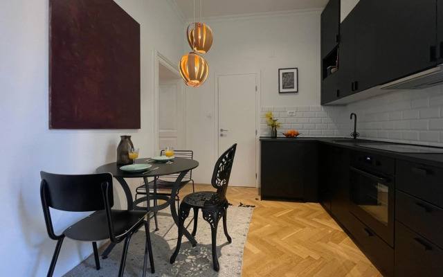 Premium Class Apartments III