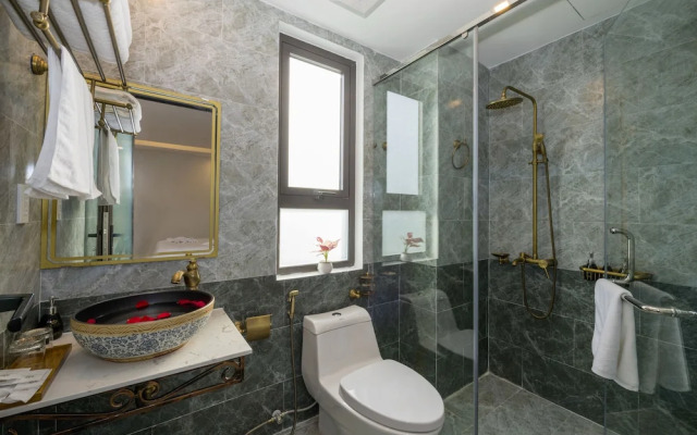 Royal Manison Hotel & Spa
