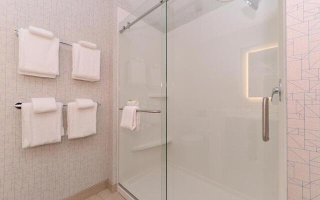 Holiday Inn Express & Suites Trinity