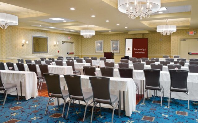 Doubletree Tinton Falls - Eatontown