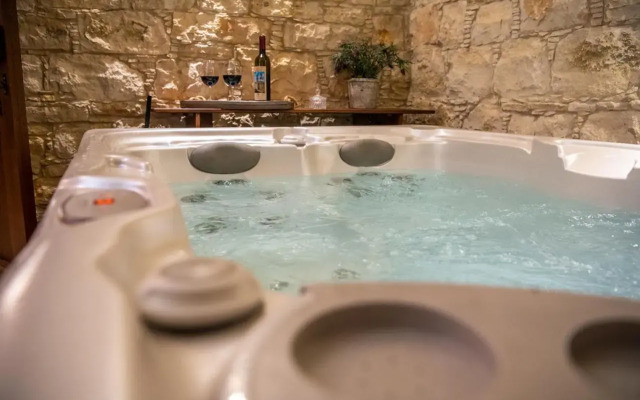 Apanemia Inn