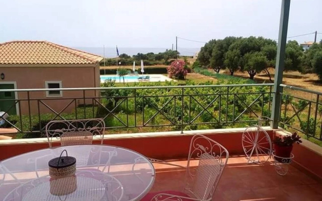 Monambeles Villas 2-bedroom Spa Bath Villa Cleo