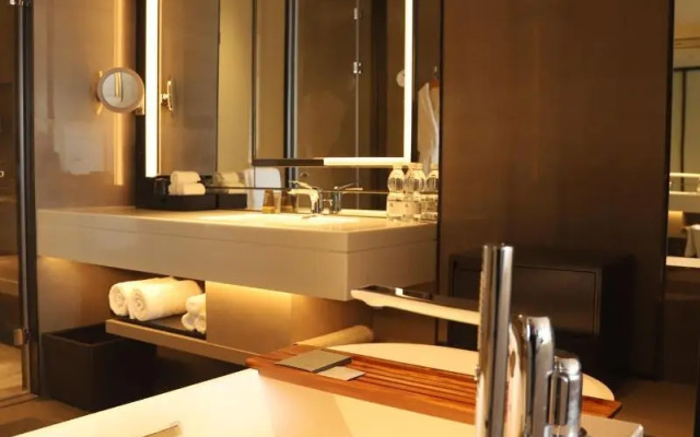 Wuhan Marriott Hotel Optics Valley