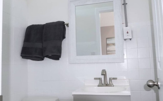 Whimsical 2BR 10-Mins to Nashville