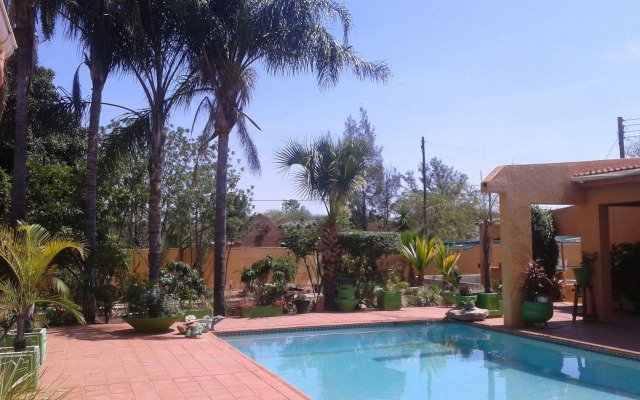 Inca-Rose Guest House