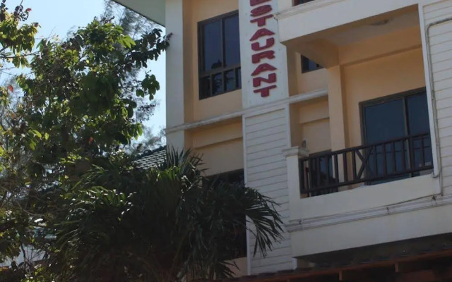Thai Life Guesthouse