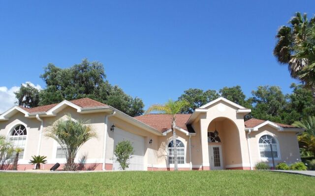 Villa Eagle - Executive - 3 Bedroom