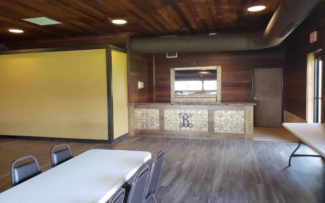 Cobblestone Inn & Suites - Merrill