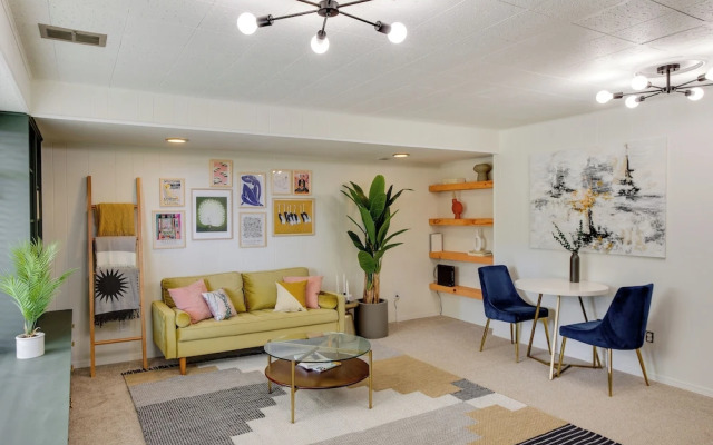 Updated Tacoma Home w/ Fire Pit!