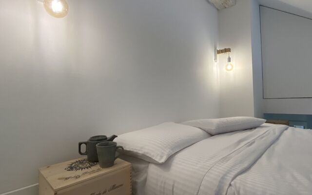 Pietro Micca 4 - Mansarda in Bianco P IVA