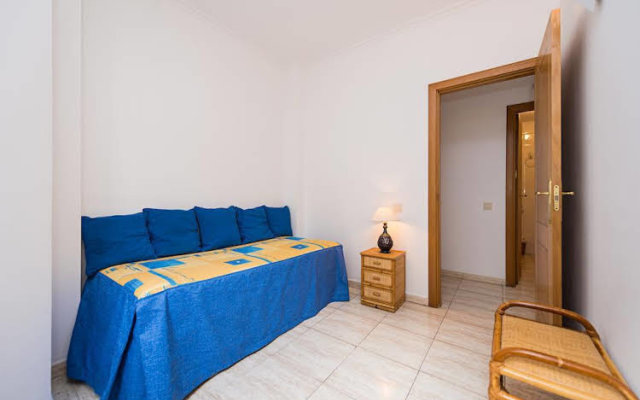 Apartment In Las Palmas De Gran Canarias, 102349