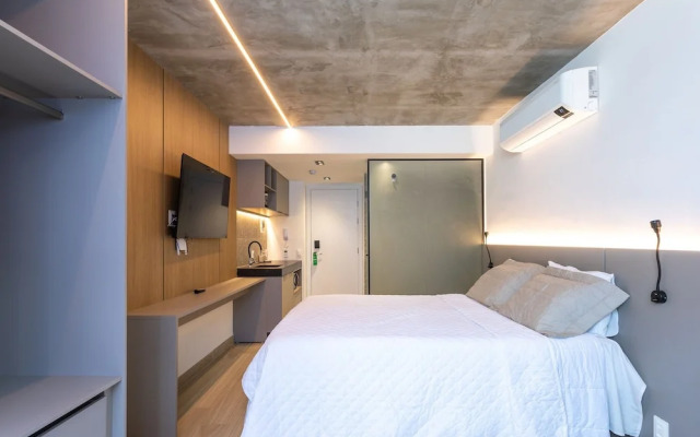 Setai Yacht By Day by Day