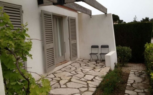 House With 3 Bedrooms in Grimaud, With Wonderful sea View, Pool Access