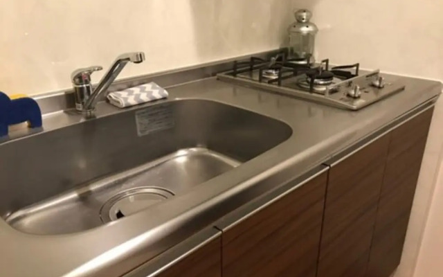 Local Hakata Apartment
