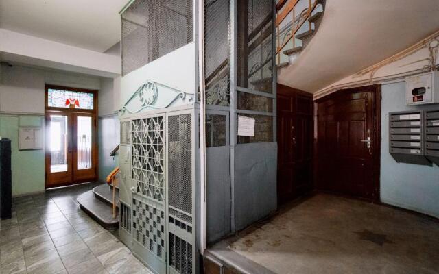 Brivibas House Design Apartments In City Center