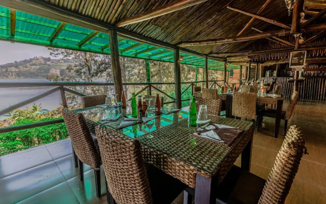 Bunyonyi Overland Resort